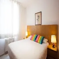 Bacardi Central Suites Барселона Отель