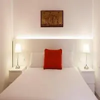 Bacardi Central Suites Барселона 0*,  Испания
