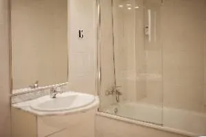 Bacardi Central Suites Барселона