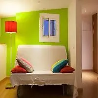 Bacardi Central Suites Барселона 0*,