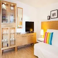 Bacardi Central Suites Барселона Отель