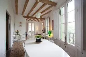 Bacardi Central Suites Барселона